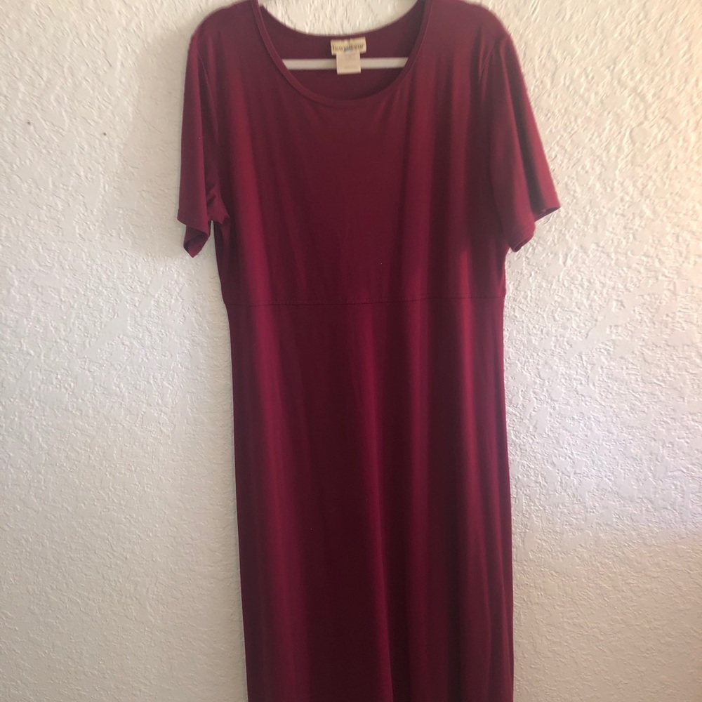 Travelsmith burgundy maxi dress size XL